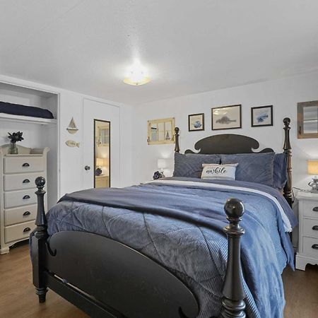 Pet-Friendly Lake Dallas Home Near Lewisville Lake Exterior photo